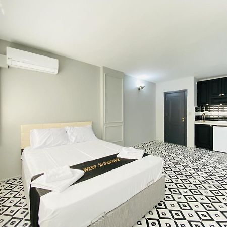 Pleasant Studio Flat In Kabatas Beyoglu Apartment Istanbul Exterior photo