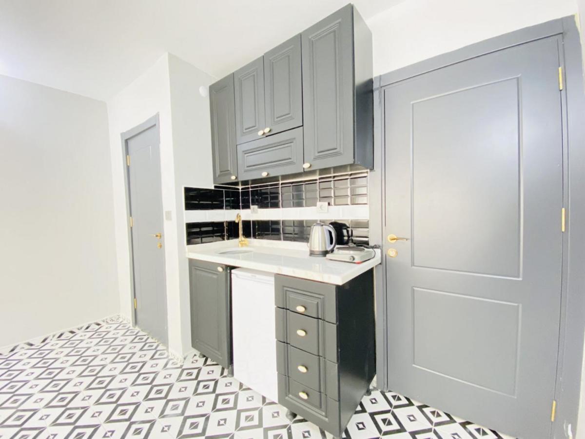 Pleasant Studio Flat In Kabatas Beyoglu Apartment Istanbul Exterior photo