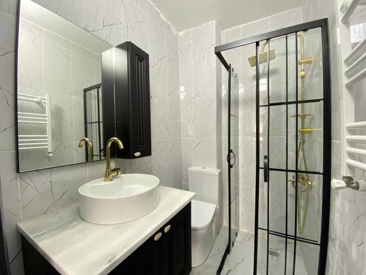 Pleasant Studio Flat In Kabatas Beyoglu Apartment Istanbul Exterior photo